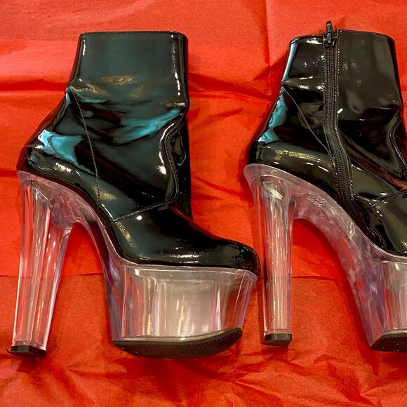 MAYA SHOES OF HOLLYWOOD BLACK PATENT LEATHER CLEAR SOLE PLATFORM BOOTS - Picture 3 of 11